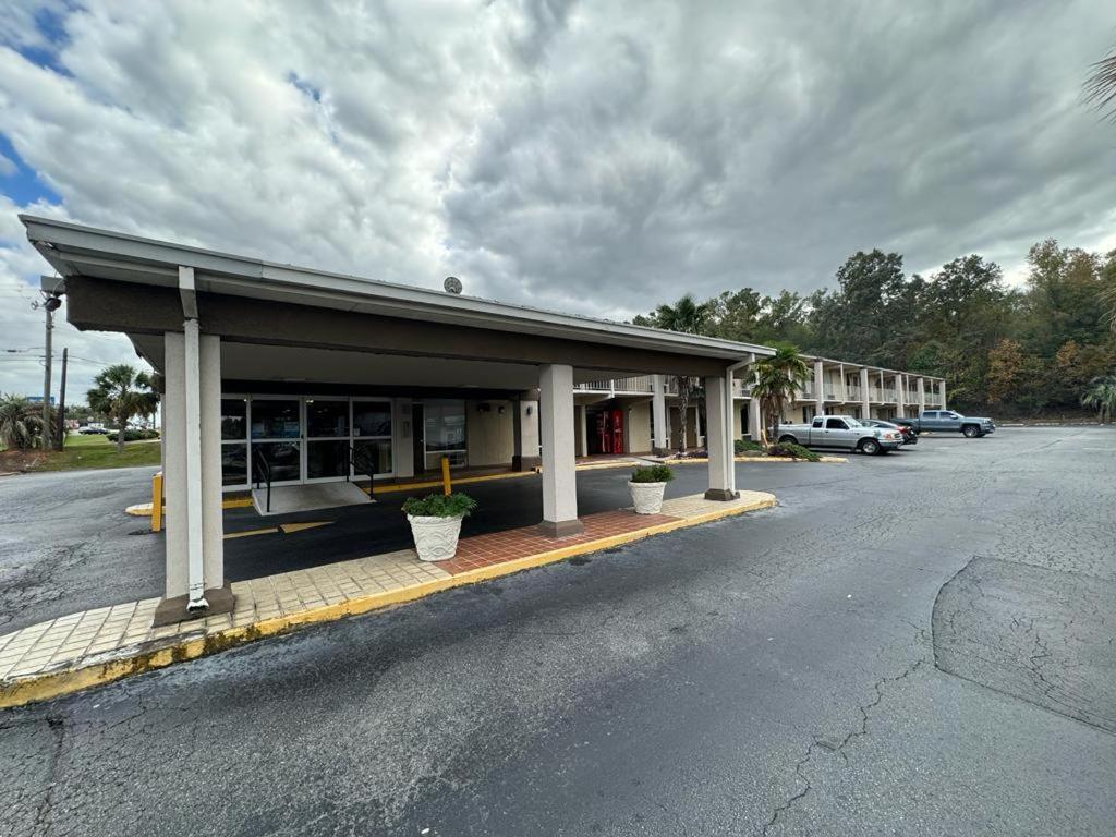 Heritage Inn Milledgeville Exterior photo